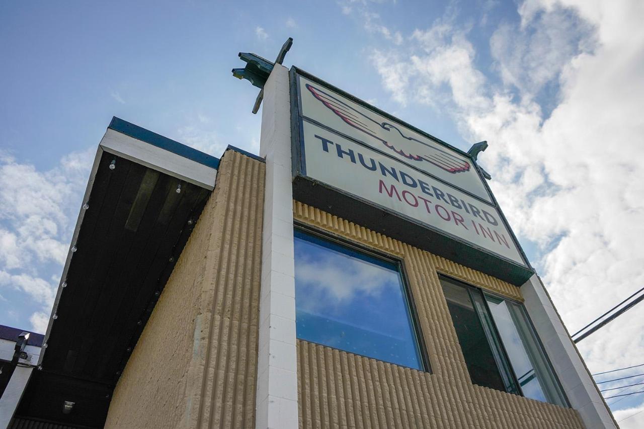دانكن Thunderbird Motor Inn المظهر الخارجي الصورة